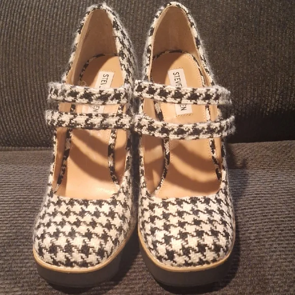 Steve Madden Black & White Houndstooth Double Strap Chunky Block Platform Heels - Picture 1 of 11